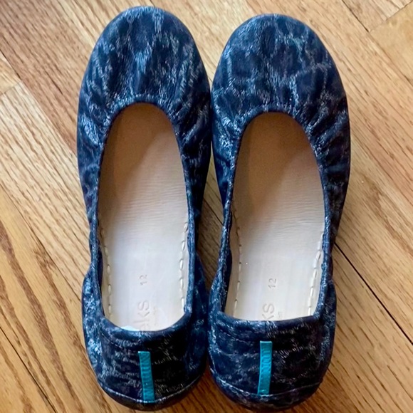 Black Leopard Limited Edition Tieks Size 12 New in Box - Picture 3 of 13